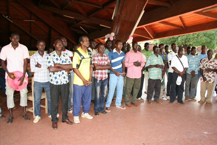 Religion/ Korhogo: Rebondissement dans la crise qui secoue le diocèse catholique , des fidèles marchent  sur la cathédrale, des prêtres  fuient - Abidjan.net News